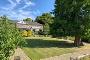 Photo 11- click for photo gallery